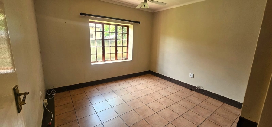 To Let 3 Bedroom Property for Rent in Waterval East North West